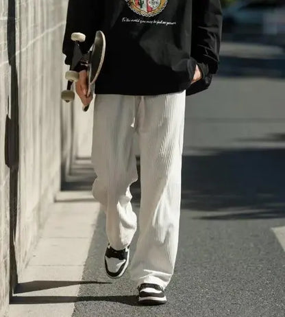 Men’s Relax-Fit Corduroy Pants